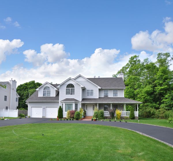 Cost of Driveway Blacktop Installation in Merced