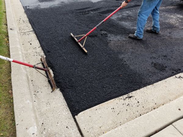 Cost of Asphalt Driveway Service in Merced