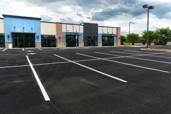 Cost of Parking Lot Blacktopping in Merced